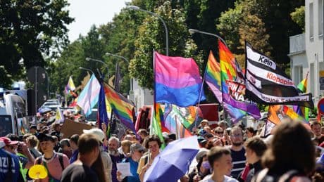 Queeres Leben | CSD in Bautzen: Ein kraftvoller Regenbogen