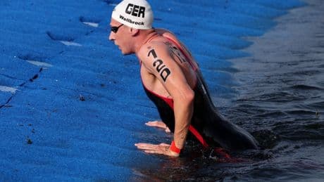 Schwimm-WM in Singapur: Wellbrock holt mit der Staffel viertes WM-Gold