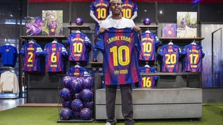 Lamine Yamal se moja sobre su polémico estilo de vida el día que hereda el '10' de Messi