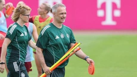 DFB-Frauen: Wück über Stimmung, Niveau und EM-Auftakt