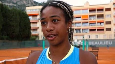 <p>Tyra Grant, chi &egrave; la nuova promessa del tennis che ha scelto l&rsquo;Italia</p>