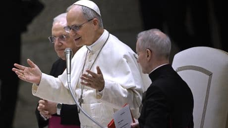 Léon XIV : « un descendant d’immigrés, lui-même émigré », comment le pape s’est présenté aux diplomates