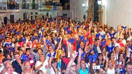 El primer pueblo del mundo que celebra la Nochevieja en agosto