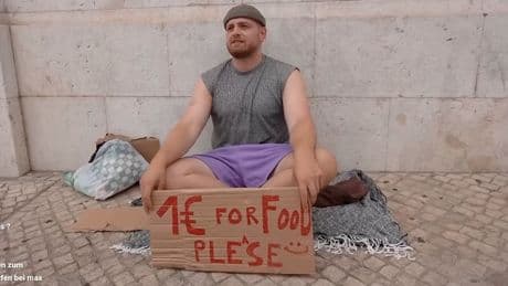 Fans zeigen sich gespalten - Twitch-Millionär bettelt um Geld