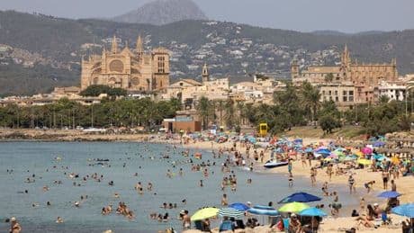 Holiday hotspot loved by Brits in Spain about to be flooded by American tourists