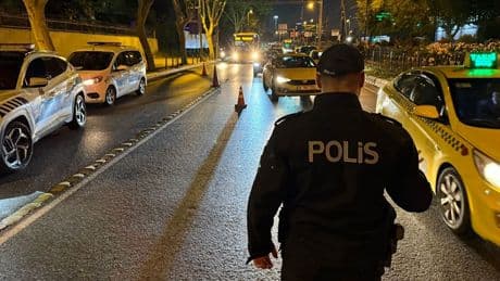 "Huzur İstanbul" uygulamasında 806 kişi gözaltına alındı