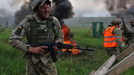 Russia seizes Ukrainian border villages as its massive bombing campaign slows