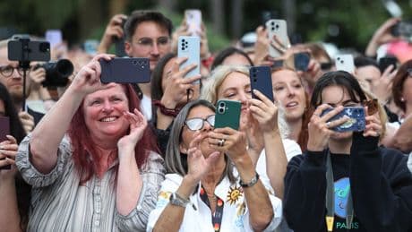 Cannes : une députée exhorte le festival à se méfier des effets toxiques de TikTok