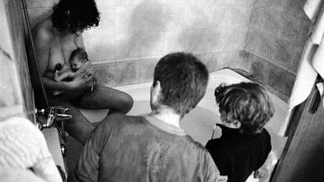 Entre 300 y 400 mujeres dan a luz en casa en Catalunya, el registro más alto de toda España