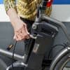 Huiszoekingen in Nederland vanwege douanefraude met elektrische fietsen