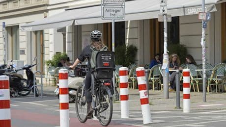 Pollerkrieg im grünen Paradies
