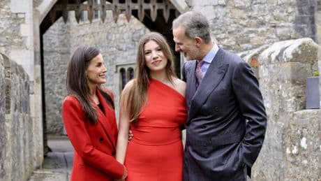Felipe y Letizia, padres emocionados, en la graduación de la infanta Sofía