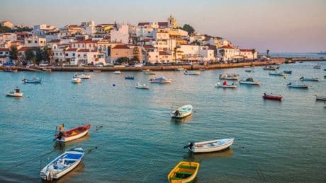 Ryanair alerts Portugal holidaymakers over ‘unfair’ issue impacting summer trips