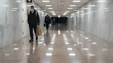 Jobs numbers show federal employees teleworking at lowest level since pandemic