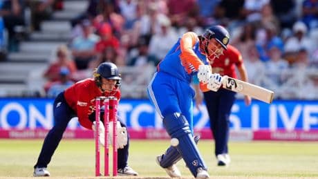 Smriti Mandhana sparkles as India dominate England at Trent Bridge