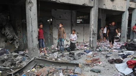 IDF kills women and children in Gaza beachfront café bombing