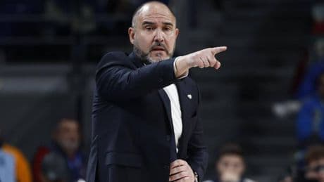 Chus Mateo, sobre los pronósticos en la serie ante el Olympiacos: "Si la gente considera que no hay opciones..."
