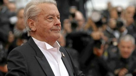 Héritage d’Alain Delon : 18 millions d’euros placés en Suisse et à Monaco