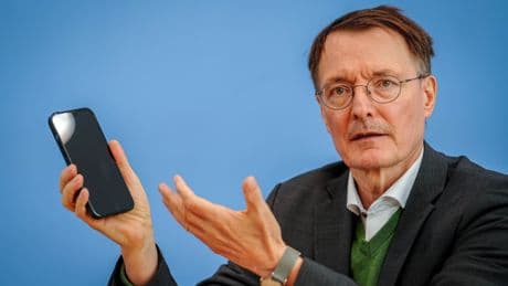Schwachstellen im System: Lauterbach bestätigt Sicherheitslücke bei E-Patientenakte