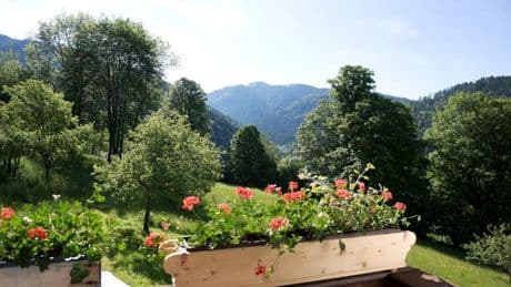 Mitarbeiterwohnungen: Ein Job plus Zimmer mit Aussicht