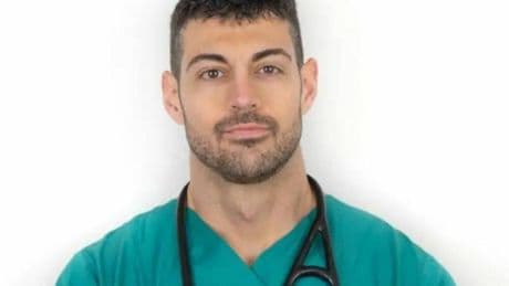 El cardiólogo José Abellán: "Las galletas que tomas en España durante el desayuno se vinculan con más cáncer"