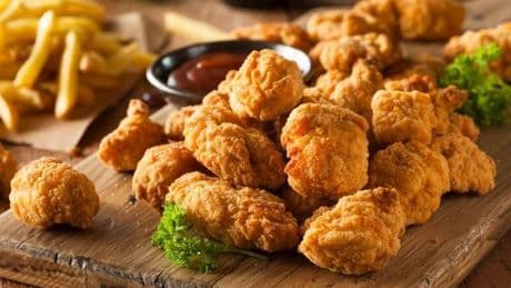 Dışarıdan yemeye son! KFC tadında o efsane çıtır tavukları evde yapmak bu kadar kolay olmamıştı! Tarifin sırrı herkesin dilinde…