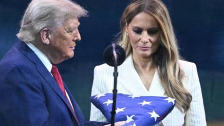 L'appello della moglie di Erdogan a Melania: "Sfrutta di più la tua influenza su Trump per Gaza"