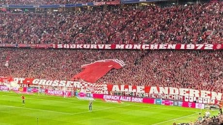 Im ganzen Stadion zu hören! - Ultra-Frust wegen Bayern-Trikots