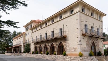 Paradores niega que Ábalos destrozara una de sus habitaciones en Teruel en una fiesta nocturna con mujeres