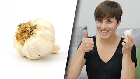 Keine stinkenden Finger: Die beste Art, Knoblauch zu schälen