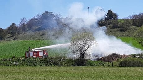 Bolu'da köylülerin çöplerini döktüğü alanda yangın