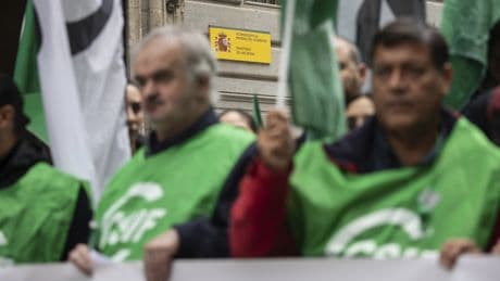 CSIF eleva la presión al Gobierno por la subida salarial de los funcionarios y advierte de una "multa millonaria" de la UE por la elevada temporalidad