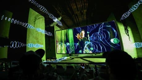 Jeux de lumières, écran incurvé... Un cinéma américain mise sur l'immersion pour reconquérir le public