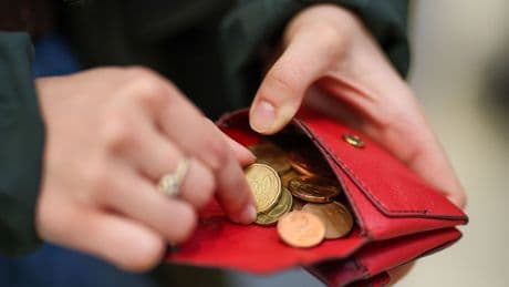 Lohngefälle: Jeder Dritte verdient weniger als 2.750 Euro