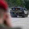 Kraftstoff für Streitkräfte: E-Fuels, um sich gegen Russland zu wappnen - Rheinmetall erwägt Produktion