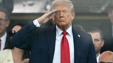Trump holds parade on his birthday to celebrate Army’s anniversary