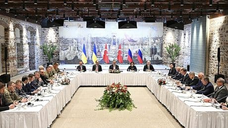 Rusia y Ucrania pactan un intercambio de 2.000 prisioneros y no descartan seguir negociando
