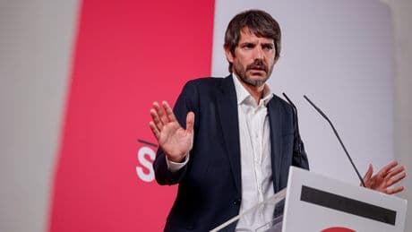 Sumar ahoga su discurso anticorrupción en medidas que el PSOE ignora