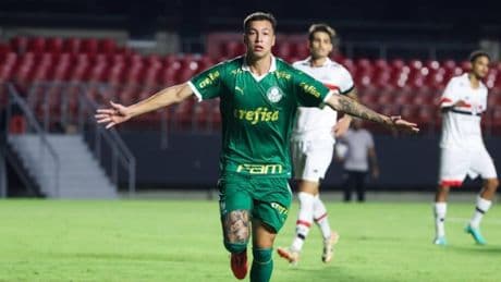 El Almería cierra el fichaje de un delantero de Palmeiras