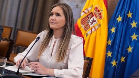 Sara Aagesen, sobre los incendios, como Sánchez en la Dana: &quot;Si mi presencia es necesaria, estoy disponible&quot;