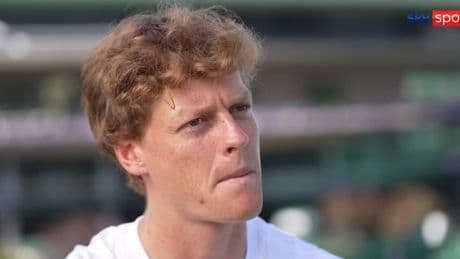 Sinner, Wimbledon e gli avversari: &quot;Non solo Alcaraz, ecco i nomi. E forse Halle mi ha fatto bene&quot;
