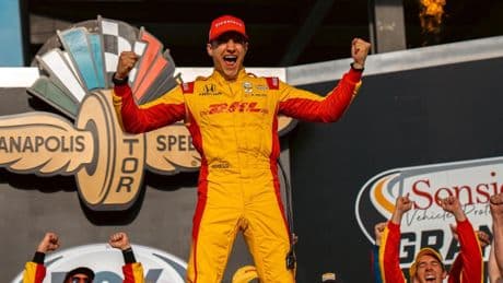Álex Palou mantiene su estado de gracia: arrasa en el Sonsio Gran Prix para seguir haciendo historia en la IndyCar