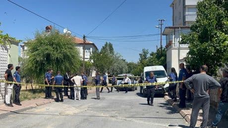 15 yaşındaki çocuk üvey babası tarafından tüfekle yaralandı