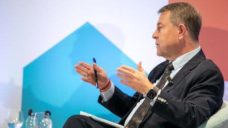 El Gobierno de Page prepara un recurso ante el Constitucional contra el decreto de reparto de inmigrantes: "Es un atropello"
