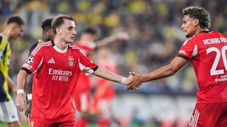 Kerem Aktürkoğlu'dan Kadıköy'de alkış alan hareket!