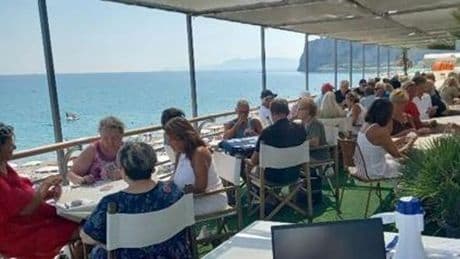 Burraco, boom agli Ondina. “La terrazza non basta più il torneo sta spopolando”