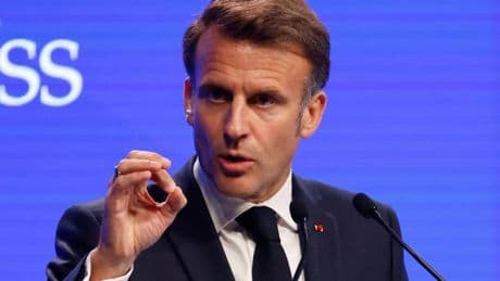 Gaza: Emmanuel Macron affirme que les Occidentaux perdront "toute crédibilité" s'ils "laissent faire Israël"