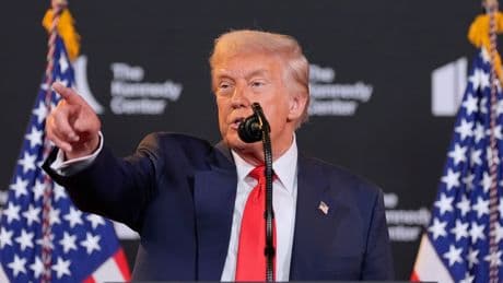 Vor dem Alaska-Gipfel: Trump warnt Putin vor schwerwiegenden Konsequenzen