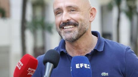 El PP critica que Diana Morant aplauda a "un falsificador de títulos": "Nadie en el Gobierno defiende la democracia"