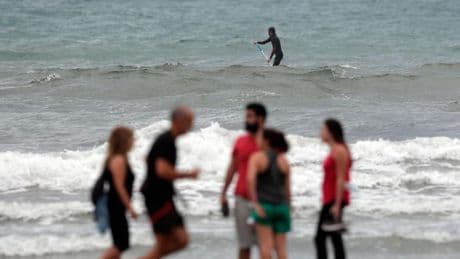 Cuatro detenidos por una agresión sexual grupal en una zona de ocio junto a la playa Malva-rosa